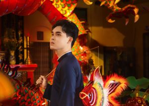 Giao diện bàn chơi rồng hổ trực tuyến với hai cửa Rồng và Hổ rõ ràng